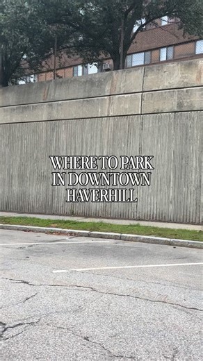 Where to park in downtown Haverhill 🚘 Parking in the Haverhill MBTA lot will be FREE during Christmas Stroll, December 5th from 4:30-8:30pm! 🎄 City of Haverhill Mayor's Office - Official | Greater Haverhill Chamber
