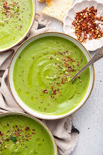 Easy Green Detox Soup - The perfect reset recipe!