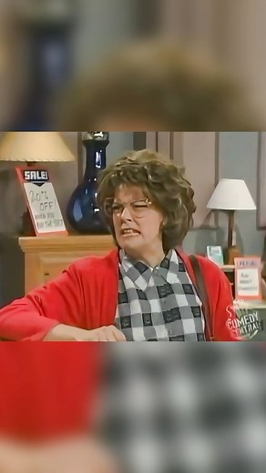 Lorraine goes to the mattress store part 1 #fblifestyle Clippentv | Stuart Madtv2