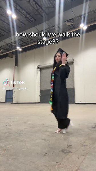 Creative Ways to Walk Across the Graduation Stage