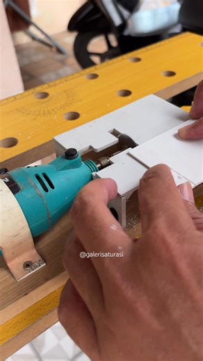 Experiment making a mini table saw from a mini grinder machine #diyprojects #experiment