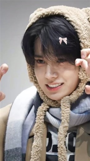 ⋆. 𝓙𝓸𝓷𝓰𝓼𝓪𝓮𝓷𝓰𝓲𝓮˚⋆ | Now jay tweaking😭😭 . . . . #enhypen #kpop #heeseung #leeheeseung #viral | Instagram