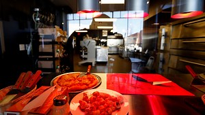 New York Style Pizzeria is a new pizza restaurant in downtown Springfield