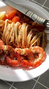 13K views · 211 reactions | Quick and easy shrimp scampi pasta. 襤✨ | Soxially | Facebook