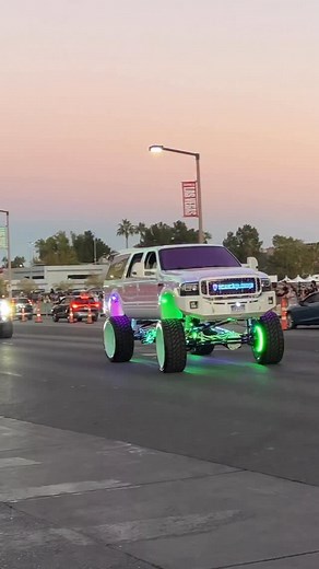 7.1K views · 7K reactions | Custom Powerstroke Excursion #ford #truck #diesel #liftedtrucks #sema2025 #4x4 #obs | SRTLIVE | Facebook