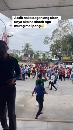 WATCH: The situation inside a mall after a magnitude 7.5 earthquake struck Manay, Davao Oriental past 9:00 AM today, October 10, 2025. | 🎥 Courtesy: Charm Bonifacio #MyTVCebu #MyTVNewsUpdate #EarthquakePH #DavaoCity #EarthquakeDavaoOriental | MyTV Cebu