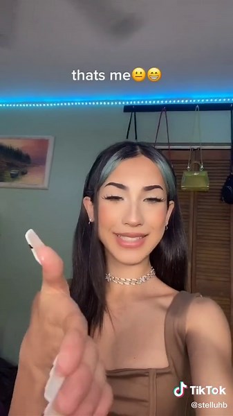 yup that’s me😸life is so cray-cray i even have 🦀’s🙄💯🥶