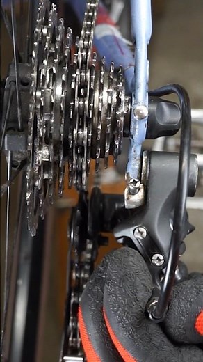 Road bike shifting not working? #duraace #mtb