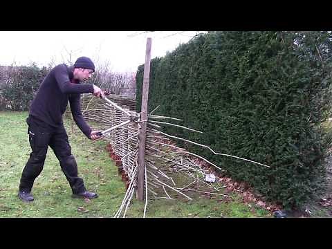 how to make a wattle fence
