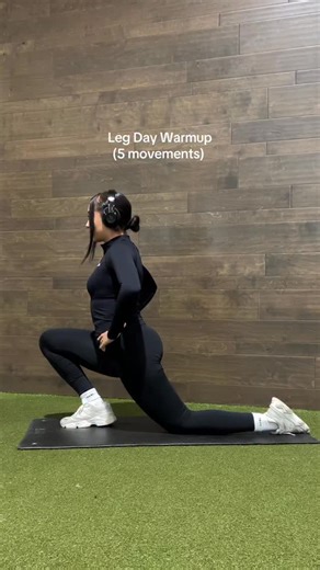 Valeria Anaya on Instagram: "Don’t miss out on the gains 🤝 @aybl Black Friday sale is up to 70% off when you use my code “VAL” #gym #gymreels #legday #mobility #stretching #gymgirl #fitness"
