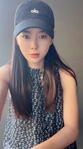 #germany I’m delighted to meet all of you. I’m working hard to learn International Sign Language; please give me as much support as you can. | 孙夏夏