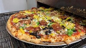 Remember our Bracket Challenge - Pizza Edition back in October? Thousands and thousands of people showed out to vote for the pizza at Mascoutah Community Lanes, Inc. week after week. They eventually won the championship, so we had to go see what makes them so special. We hope you enjoy the story, and head there to give them a try soon! City of Mascoutah, Illinois Mascoutah Chamber of Commerce Enjoy Illinois #ILSouth | Discover Downstate Illinois