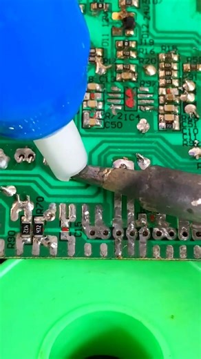 Micro PCB Solder Repair | Fixing Damaged Circuit Connections #pcbrepair #soldering #diy #diytech