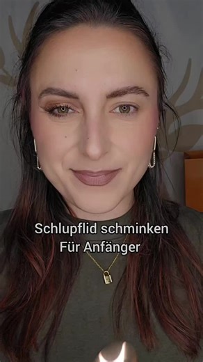 Easy peasy Nudelook mit dem Löffeltrick auch bei Schlupflid ❤️🙏 #schlupflidschminken #füranfänger #easyeyeshadow #lidschattentutorial #eyelinerhack