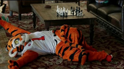 Nissan TV Spot, 'Heisman House: Cat Problems' Featuring Devonta Smith, Derrick Henry [T1]