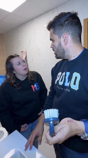 ✅Un cho…. de padrón 😂😂😂 #Marianoypunto #comedia #humor #chistes #sketch #risas | Mariano y punto