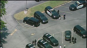 1 Dead, 2 Injured After Dispute Over Mask at Georgia Grocery Store, Sheriff Says