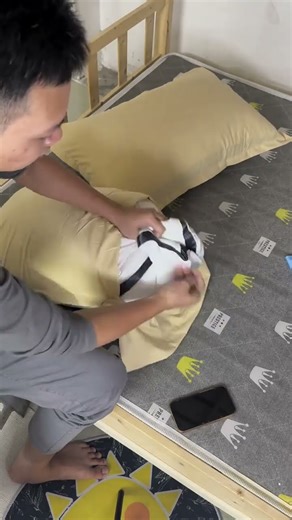 Solid color envelope pillowcases are so comfortable! The simple design goes😚