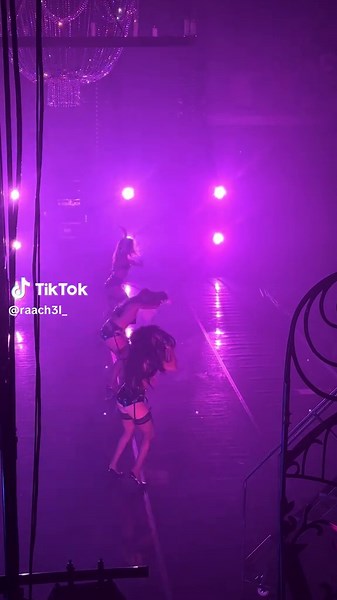 Addison Rae Shines in New York Concert Performance