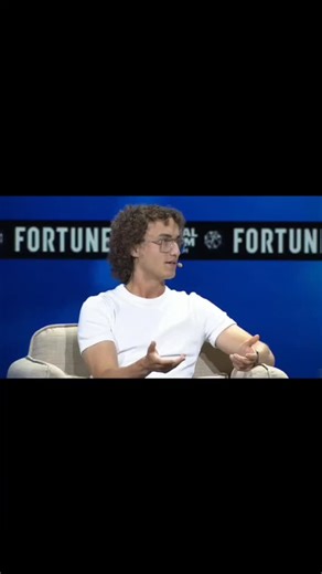 cringe on Instagram: "@kwebbelkop"