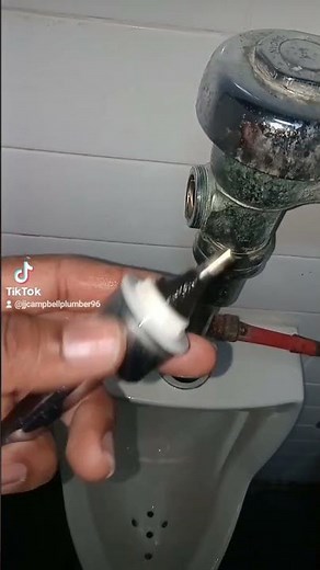 how to fix a running urinal