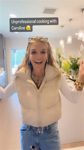 Unprofessional cooking with Caroline! Where we make easy simple meals with whatever you got because we are doing the best we can 🔥🫠 Ground meat macaroni noodles butter milk american cheese salt More cheese the cheesier 😎 Cook and mix it all together and viola homemade hamburger helper 🥳 Choose Happy! Choose You! Yes You Can! Get Up. Get Dressed. Let’s Do This!💋 #midlifewomen #midlifejourney #midlifemagic #midlifewellness #midlifereinvention #midlifeawakening | shop.with.caroline