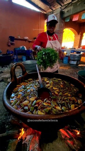 #cooking #traditional #food #rice #food #streetfood #recipes #chicken #mole #soup #recipe