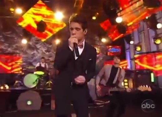 ready to go panic at the disco #panicatthedisco #fyp #vicesandvirtues #2010s #viral