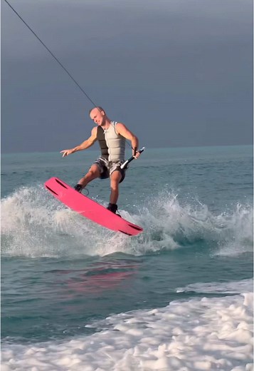 Wakeboarding Tricks and Tips for Enthusiasts