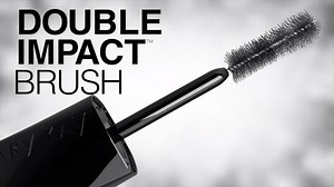 Learn how to magnify, maximize and multiply the look of your lashes with our Lash Intensity Mascara and its unique Double Impact Brush. Apprenez comment magnifier, maximiser et amplifier l’apparence de vos cils avec notre Mascara Lash Intensity et sa brosse exceptionnelle Double Impact. | Mary Kay Canada