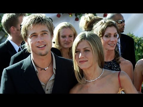 Jennifer Aniston Makes Rare Comment About Ex Brad Pitt's Friends Cameo | E! News