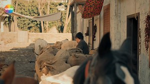 Adem, Fransua'ya yakalanmaktan son anda kurtuldu! #Aziz | Aziz 13. Bölüm | Aziz