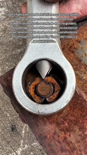 Shatter Seized Nuts 💥 Ultimate Nut Splitter Hack #tips #tricks #lifehacks #how #tools #diy #workshop