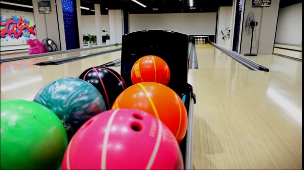 Bowling Tape Bowling Thumb Tape - Sweatproof, Pre Cut, Multiple Colors 100pcs (Hot Pink)