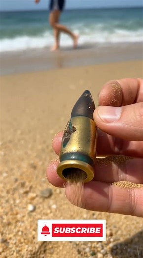 Uncovering a BIZARRE mystery object in the sand! 😱