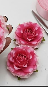 Amazing tricks 😻DIY ribbon roses #ribbonroses #diyflower #satinribbonflowers #diycraft #tutorial #diy #flowers #roses #diyroses #satinribbon #flowercraft #flowerbouquet #handmade #stepbystep #flowermaking #howtomake #diyrose #craft #art #kerajinan #bungapitasatin #flowerideas #flowertutorial | Ocha Yoo
