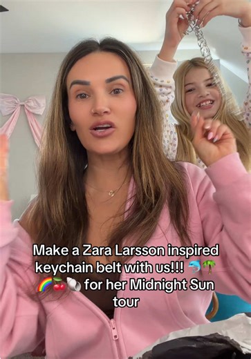 DIY Zara Larsson Keychain Belt Tutorial