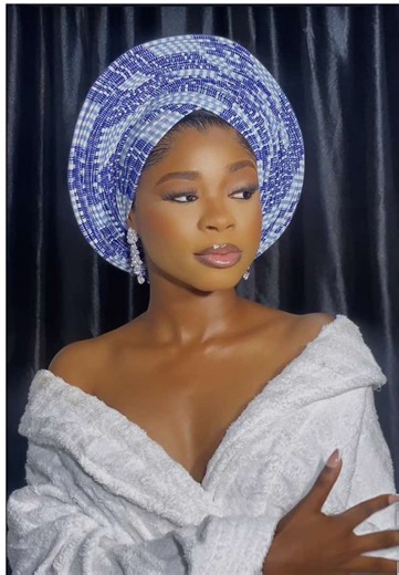 Hi , my name is Merit , a Makeup artist who relocated here to Akure 4 months ago..I’m gradually going to start documenting my journey and growth in 2026 here on titkok consistently🥹, I’m very good at what I do cause it is what I love doing the most💯..A trail with me will convince you to not just only book with me some other time but to also refer me to someone else out there😊..please if you ever come across this video please kindly help with liking ,sharing and also leave a comment 🧎🏻‍♀️🥹t