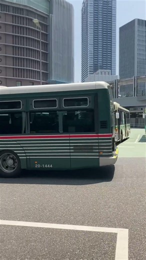 大阪シティバス20-1444井高野車