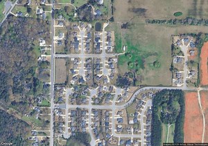 17 Queenston Ct, Decatur, AL 35603 | Homes.com