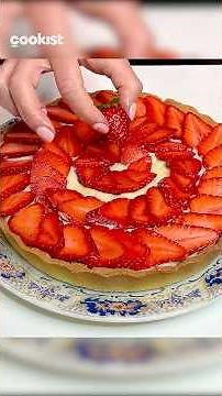 FRESH STRAWBERRY TART: The classic recipe with pastry cream 🍓