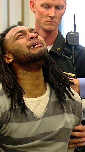 8.2K views · 3.1K reactions | This is the moment Jaleel Smith-Riley broke down in court after being sentenced to life without parole. | Drilliam Shakespeare - True Crime/News | Facebook