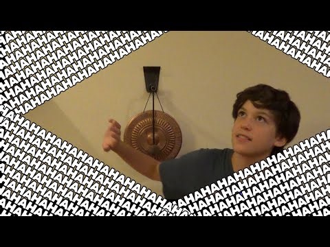 Interruptive Sitcom Laugh Tracks