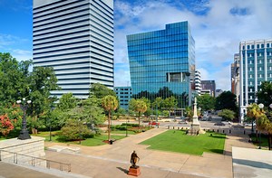 Columbia Travel Guide - Expert Picks for your Vacation