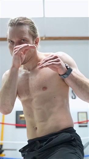 Once you start #shadowboxing, you can't stop! Develop effective fighting habits by choosing the program that fits your style. | FIGHTTIPS