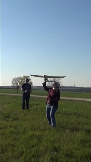 Frau RC Flug Beginner Start EasyStar Nr3