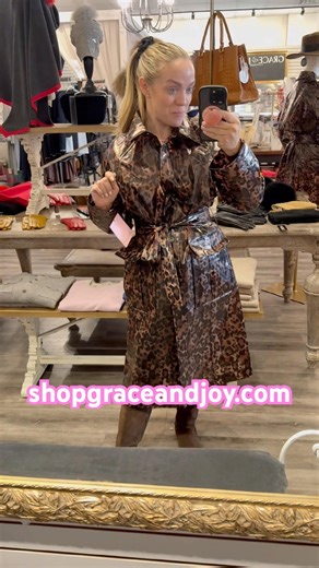 A leopard print coat is a wardrobe staple 🐆 #familybusiness #ootd #femaleentrepreneur #shopify