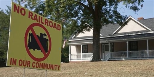 Ga. railroad wins eminent domain case against Sparta property owners