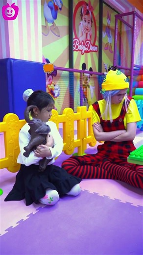 Sharing is caring - Toys | Nursery Rhymes & Kids Songs | BachaBola #babyshorts #kidstoys