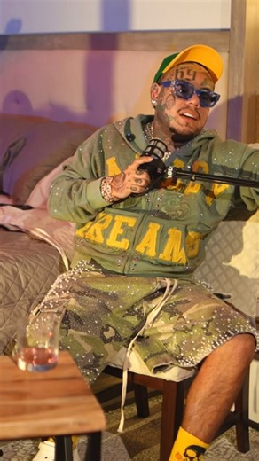 Celebrity Guest Tape on Instagram: "He got a point 😂⚡️ The Guest Tape ft @6ix9ine OUT NOW ‼️‼️ #certifiedclassic already ⚡️⚡️⚡️ WWW.CELEBRITYGUESTTAPE.COM ⚡️ #free69 #tekashi69 #6ix9ine #classic #viral #oneofone #fyp #explorepage #uncrownedkings ⚡️"